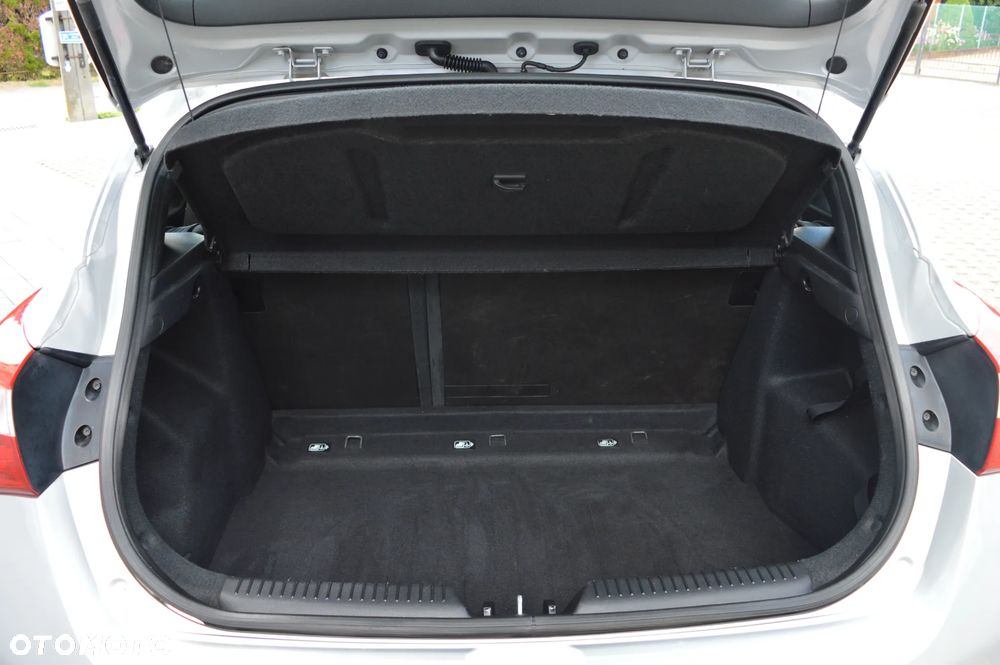 Hyundai i30 1.4 Trend - 34