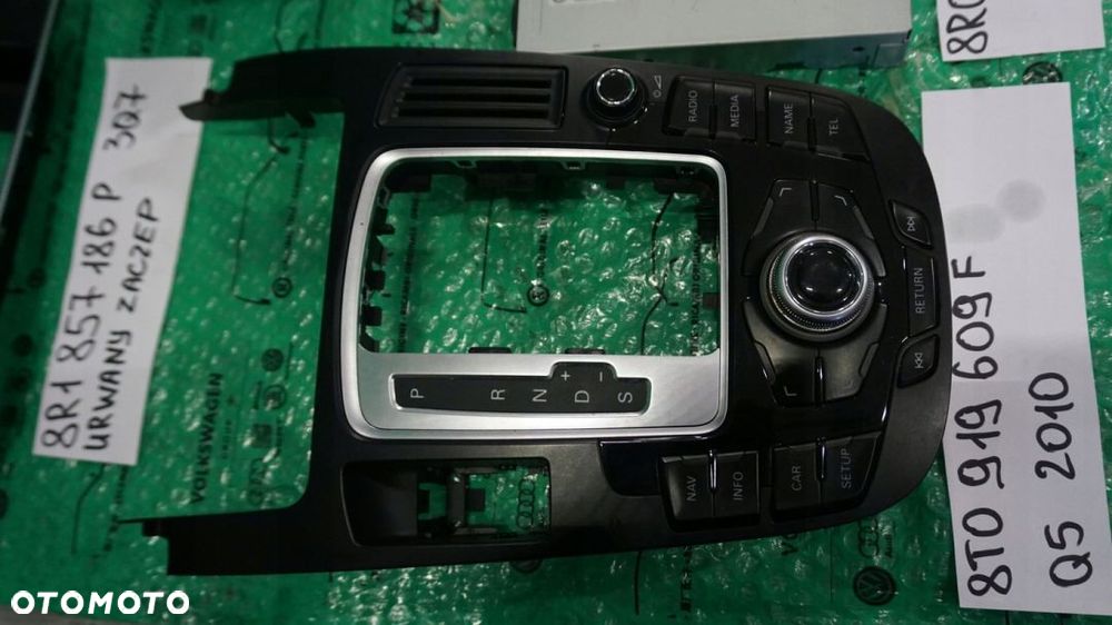 WŁĄCZNIK PRZYCISK ŚWIATEŁ AWARYJNYCH AUDI Q5 3.2 - 13