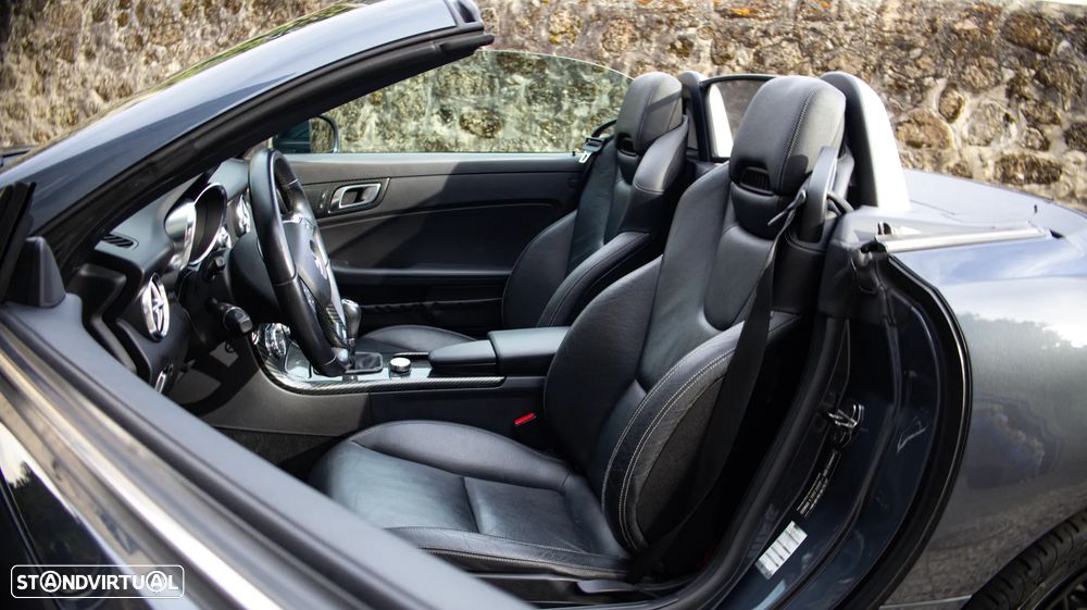 Mercedes-Benz SLK 200 (BlueEFFICIENCY) CarbonLOOK Edition - 31