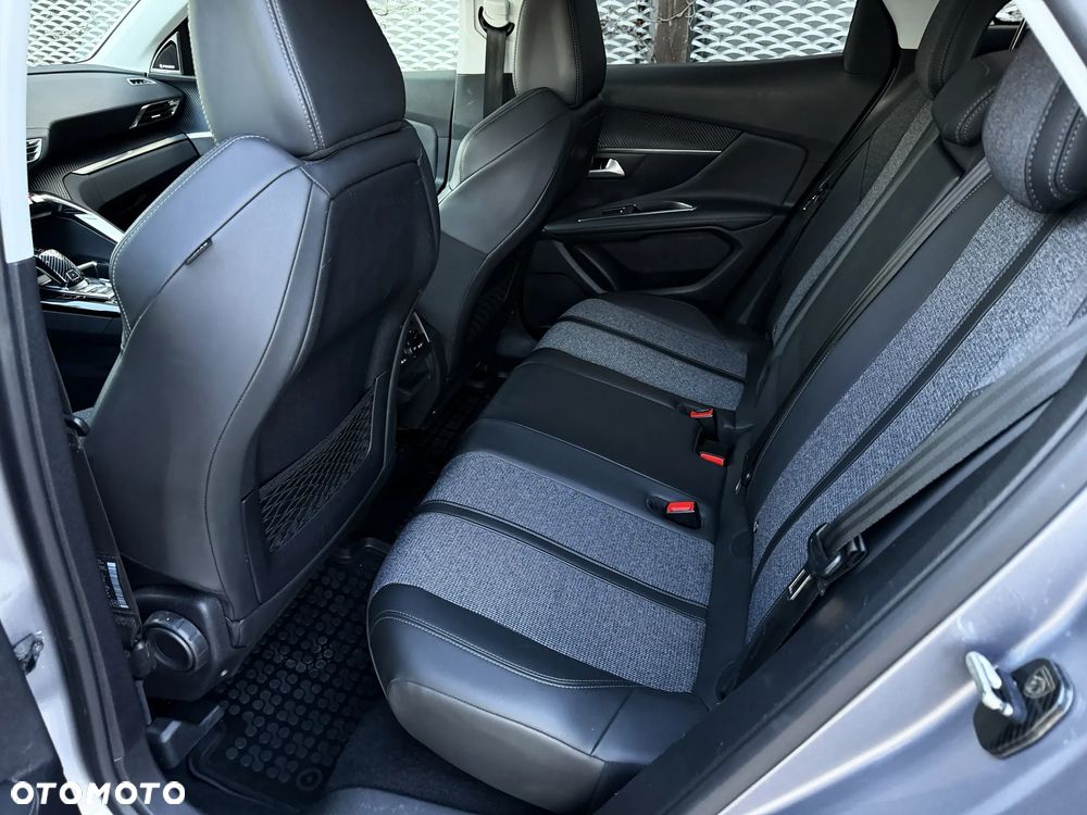 Peugeot 3008 BlueHDi 130 Stop & Start EAT8 Allure - 13