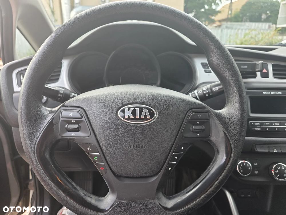 Kia Ceed 1.6 GDI M - 8