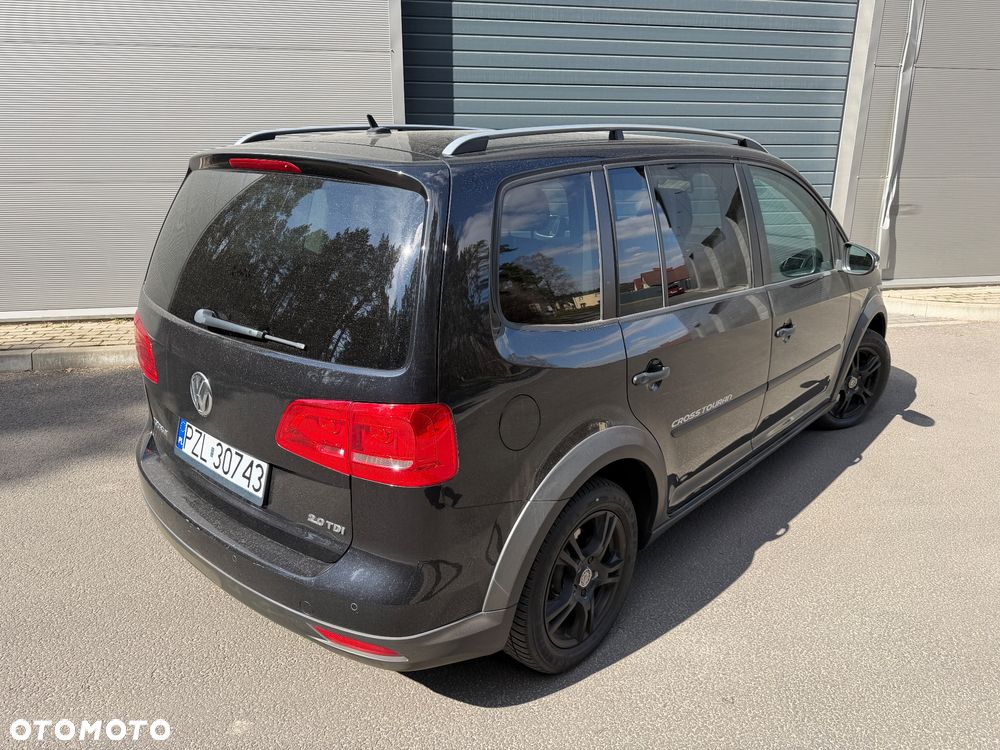 Volkswagen Touran - 7