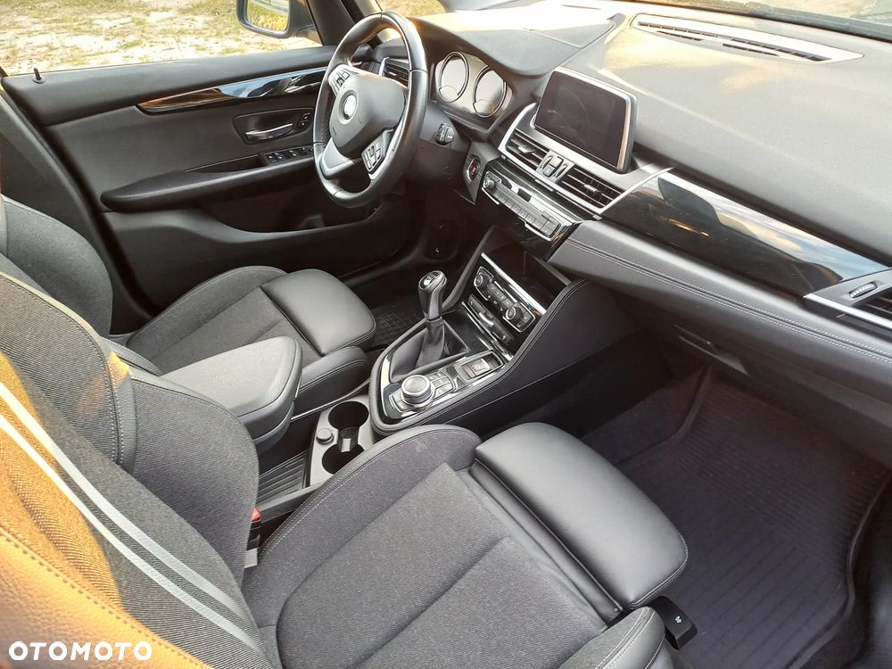 BMW Seria 2 216i GPF M Sport - 27