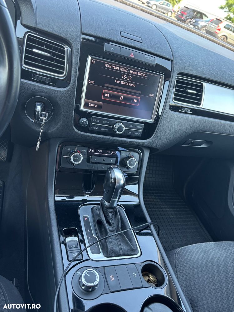 Volkswagen Touareg 3.0 V6 TDI Blue Motion DPF Automatik - 13