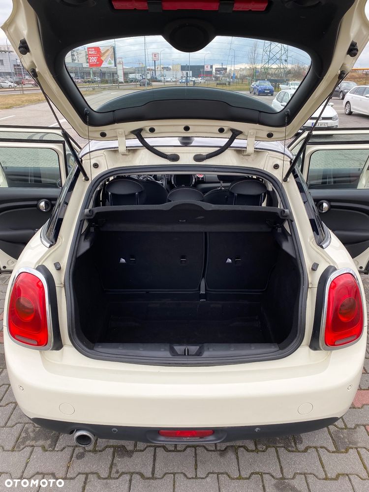 MINI Cooper Standard - 12