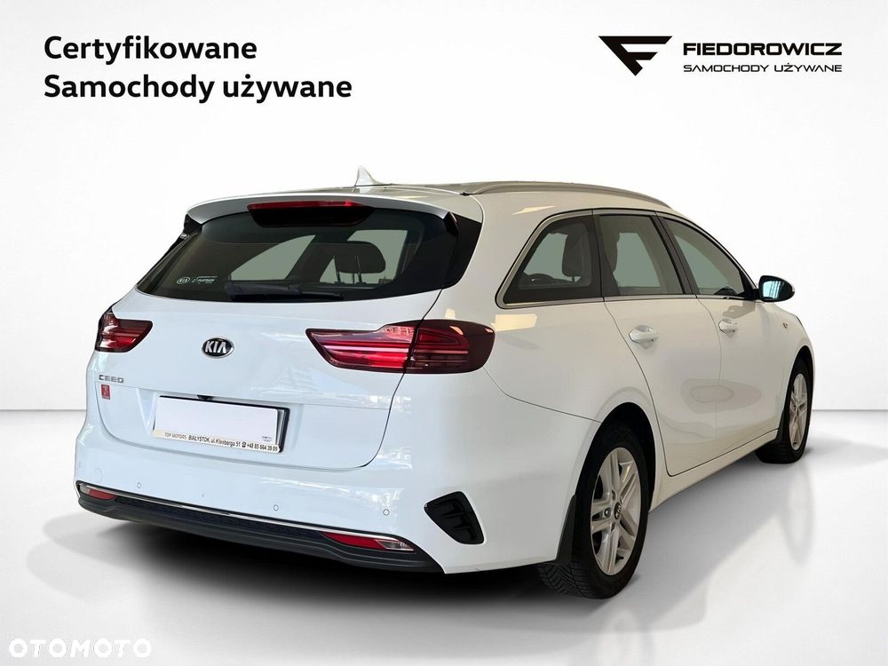 Kia Ceed - 8