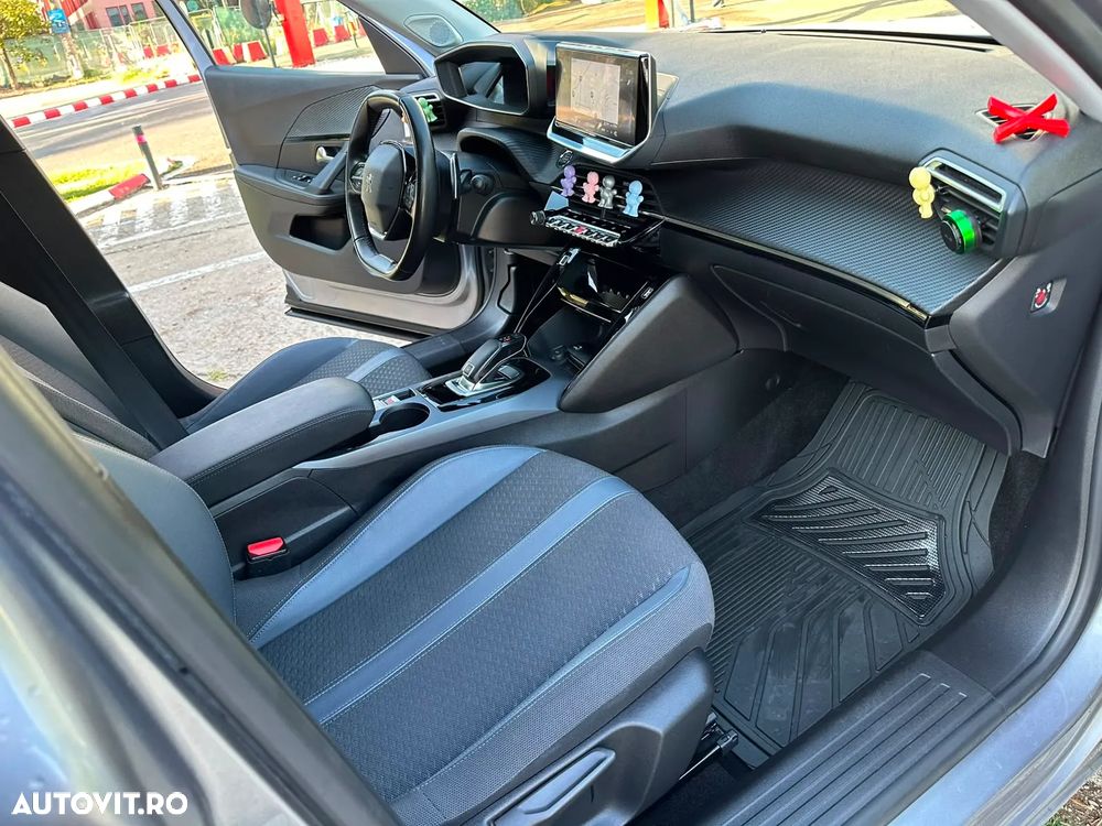 Peugeot 2008 1.2 PureTech EAT8 STT Allure Pack - 8