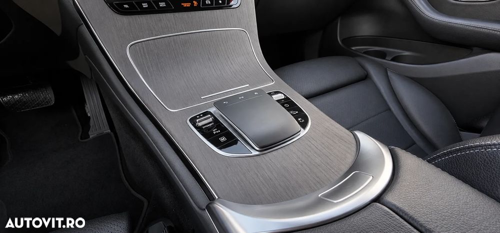 Mercedes-Benz GLC 300 de 4Matic 9G-TRONIC Exclusive - 17