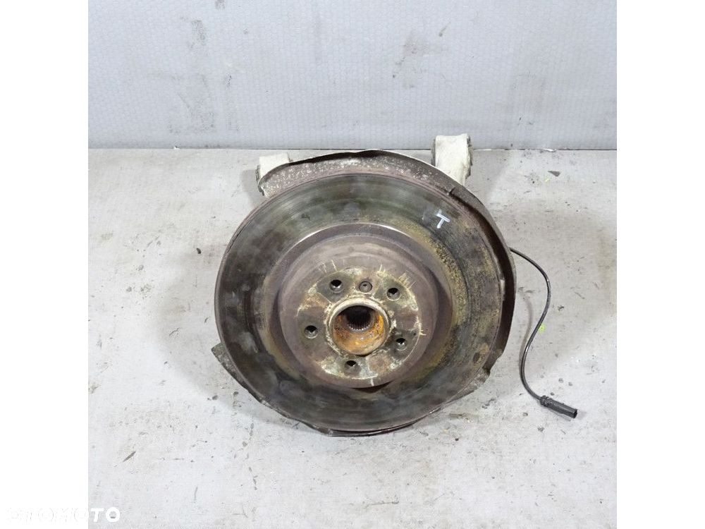 BMW 7 F01 F02 4.4 V8 PIASTA KOŁA WAHACZ TYŁ - 1