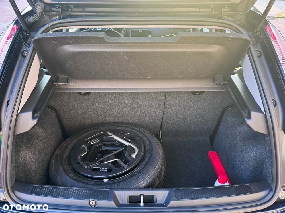 Fiat Punto 1.4 Easy S&S - 13