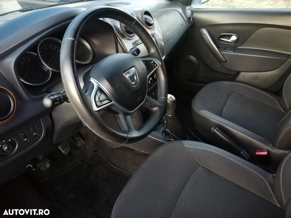 Dacia Sandero TCe 90 S&S Celebration - 25