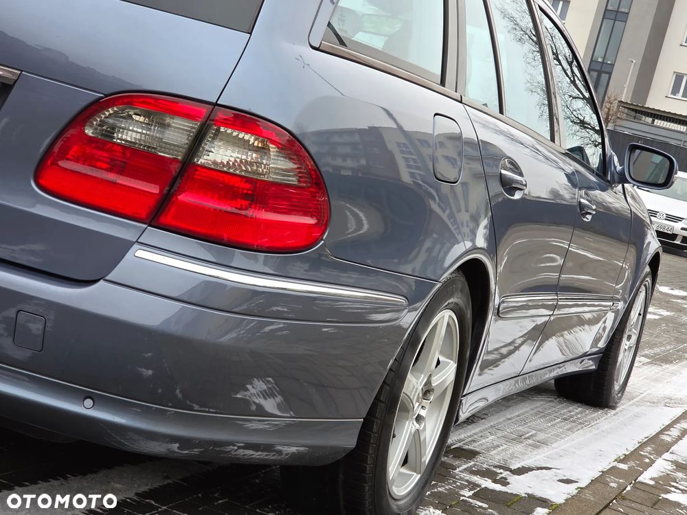 Mercedes-Benz Klasa E 320 CDI 4Matic Automatik Avantgarde DPF BusinessEDITION - 16