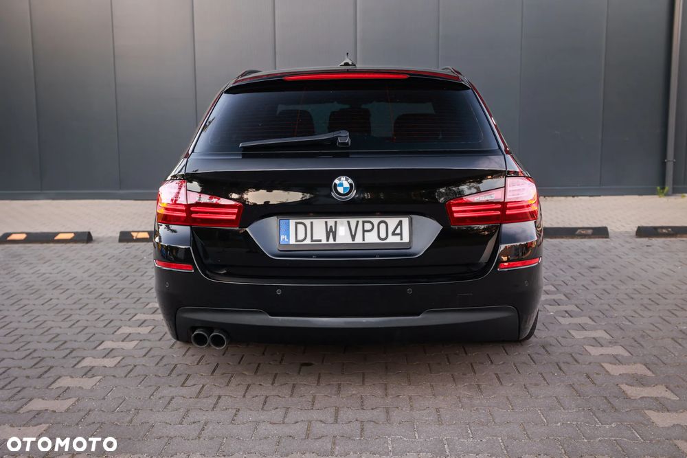 BMW Seria 5 520d - 14