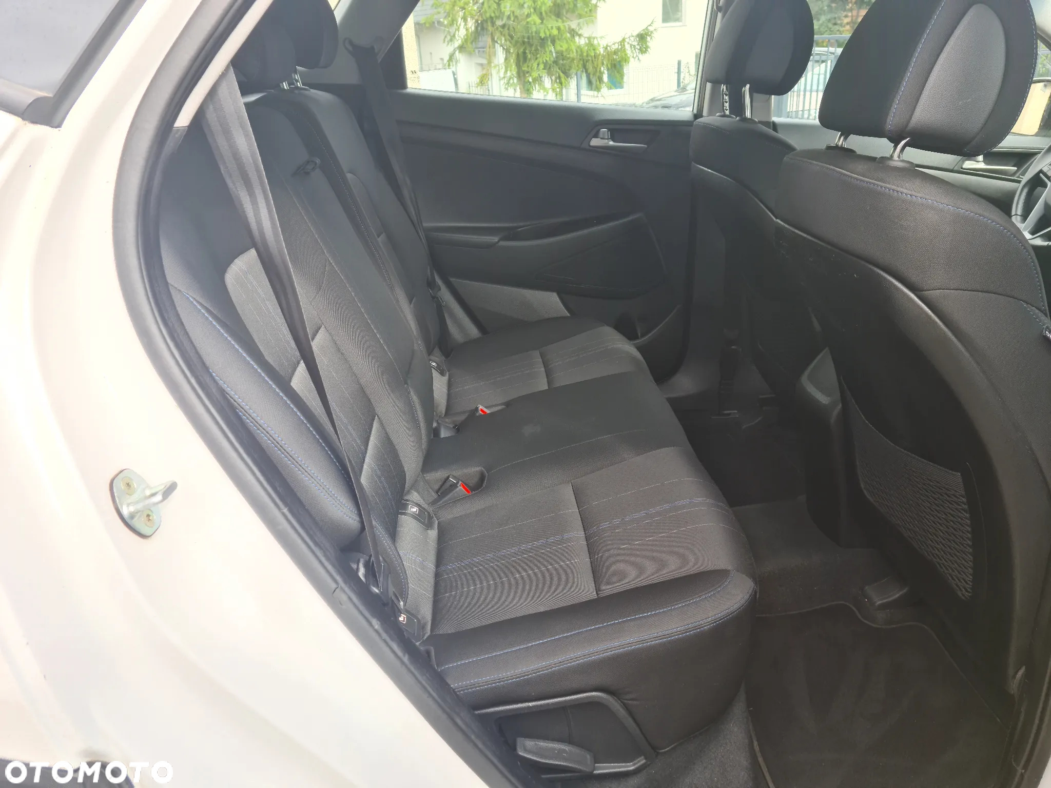 Hyundai Tucson blue 1.7 CRDi 2WD Style - 33