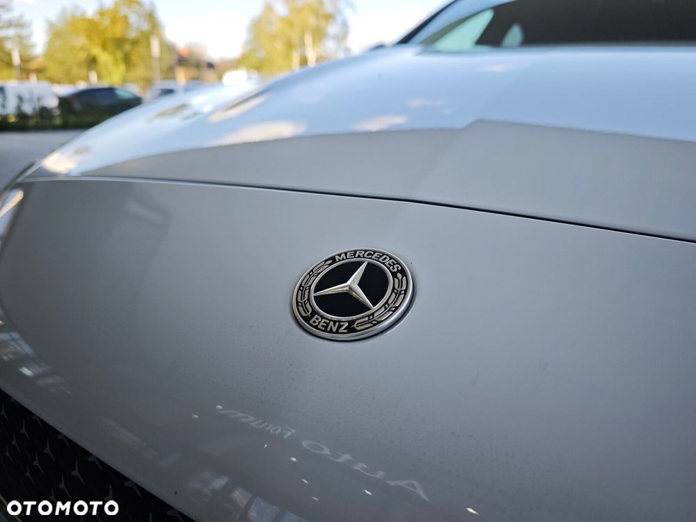 Mercedes-Benz Klasa C 200 mHEV 4-Matic AMG - 9
