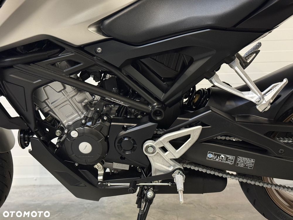 Honda CB - 30