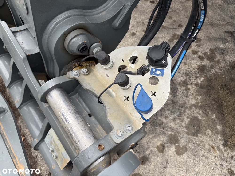 Liebherr Ładowarka Teleskopowa T36-7s - 10