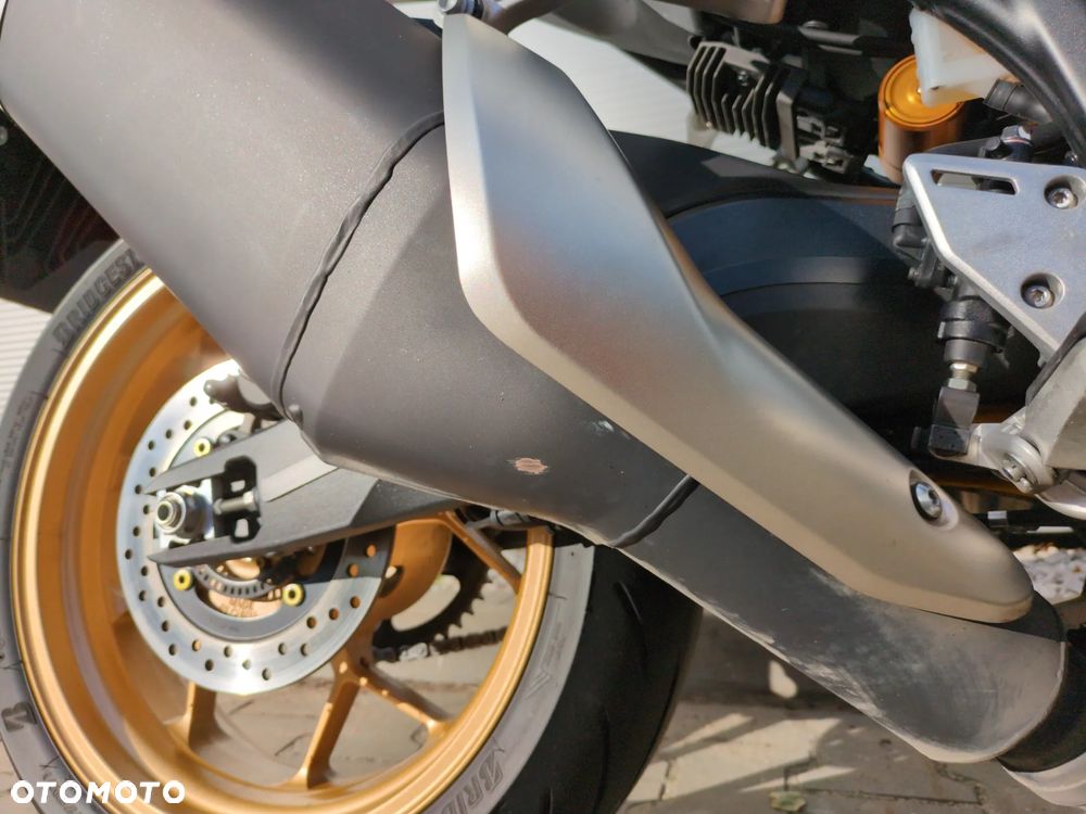 Honda CB - 12