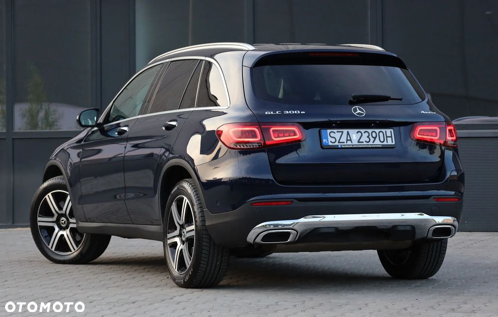 Mercedes-Benz GLC 300 e 4Matic 9G-TRONIC - 6