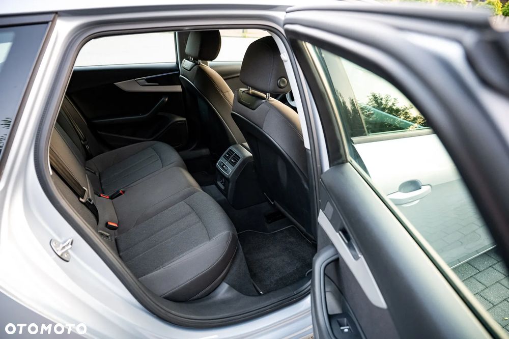 Audi A4 Avant - 27