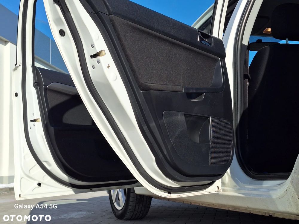 Mitsubishi Lancer 1.8 Inform - 9