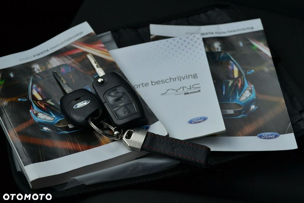 Ford Fiesta 1.0 Gold X EU6 - 14