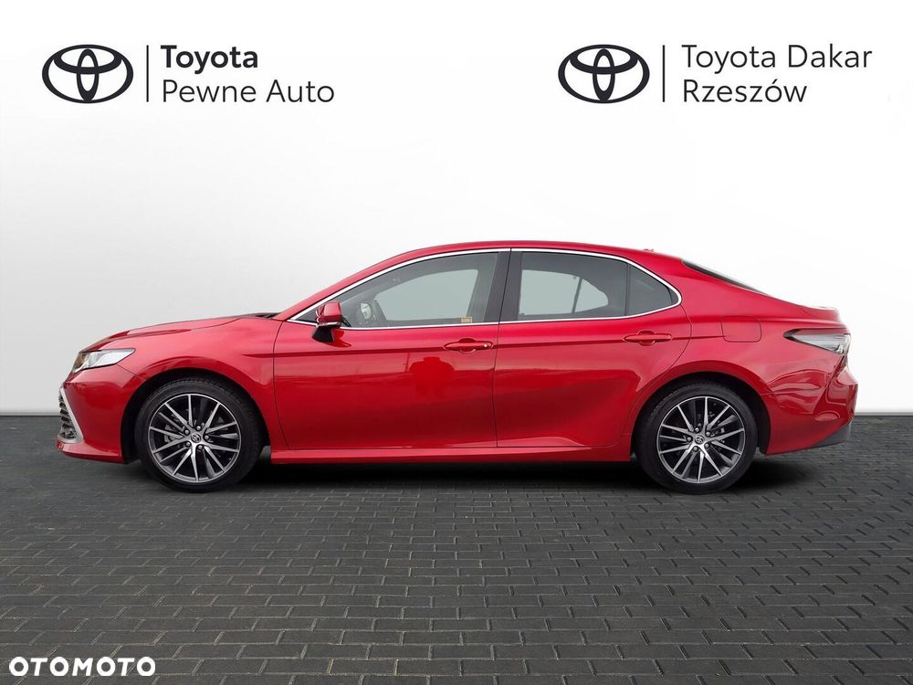 Toyota Camry 2023 photo 2