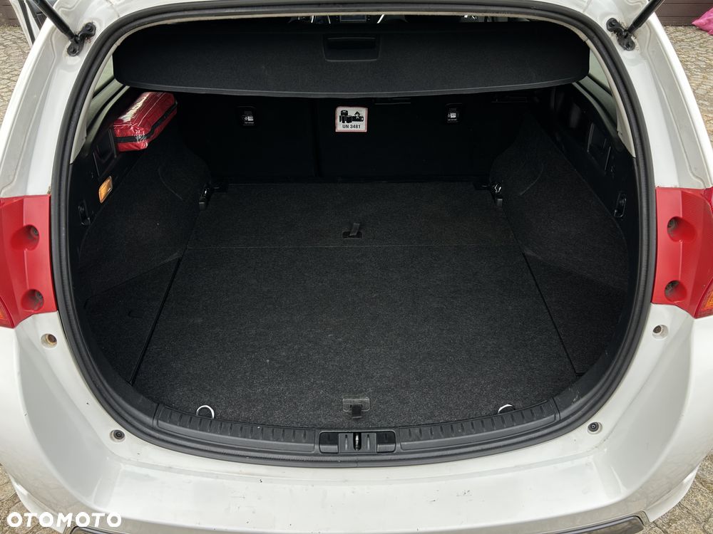 Toyota Auris - 32