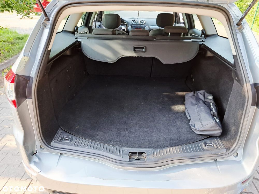 Ford Mondeo 1.6 Gold X - 16