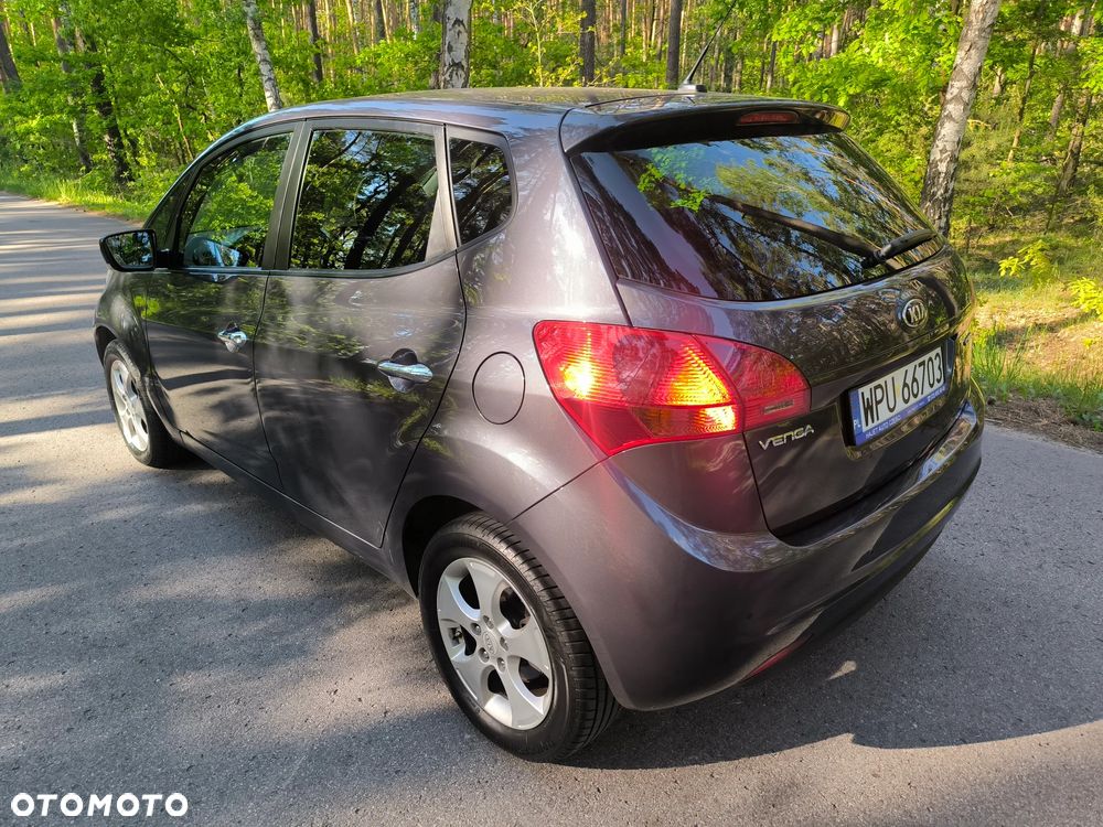 Kia Venga 1.6 CRDi L - 6