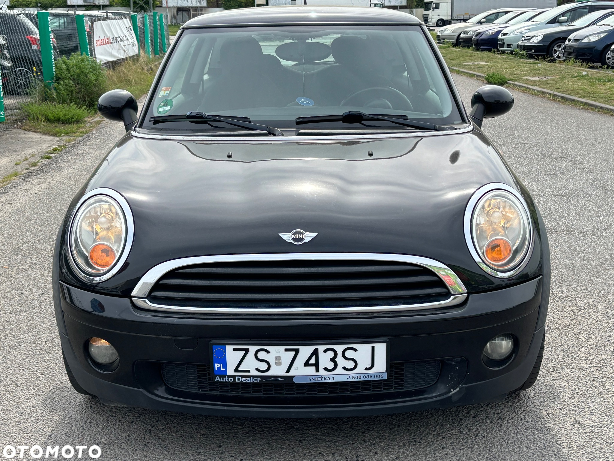 MINI ONE Standard - 11