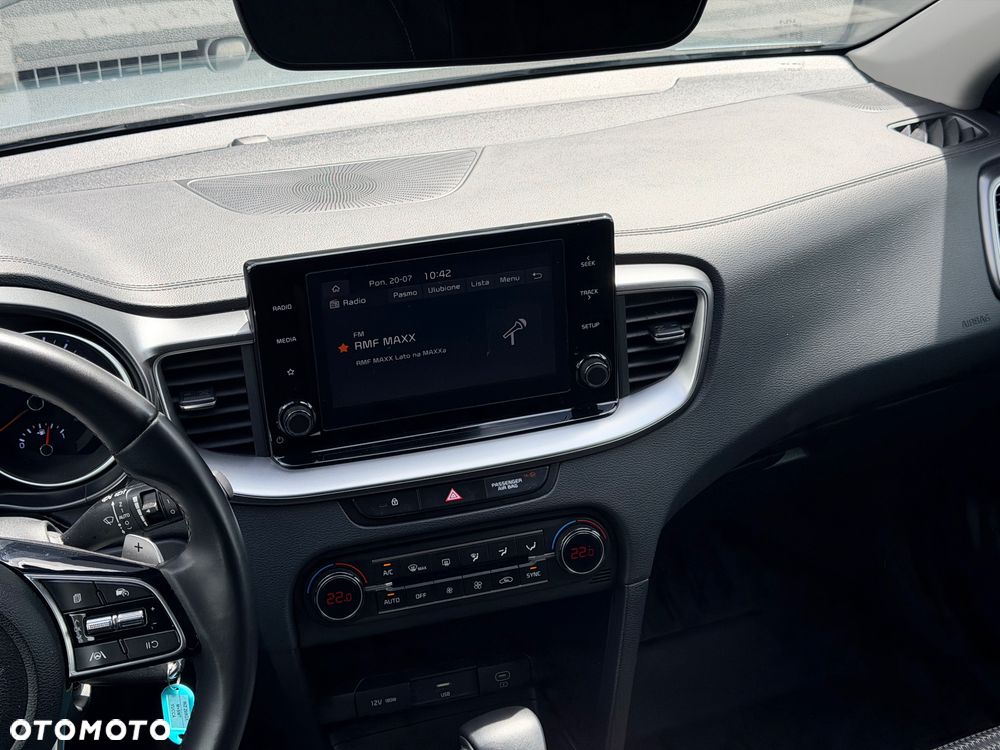 Kia Ceed 1.5 T-GDI M DCT - 11