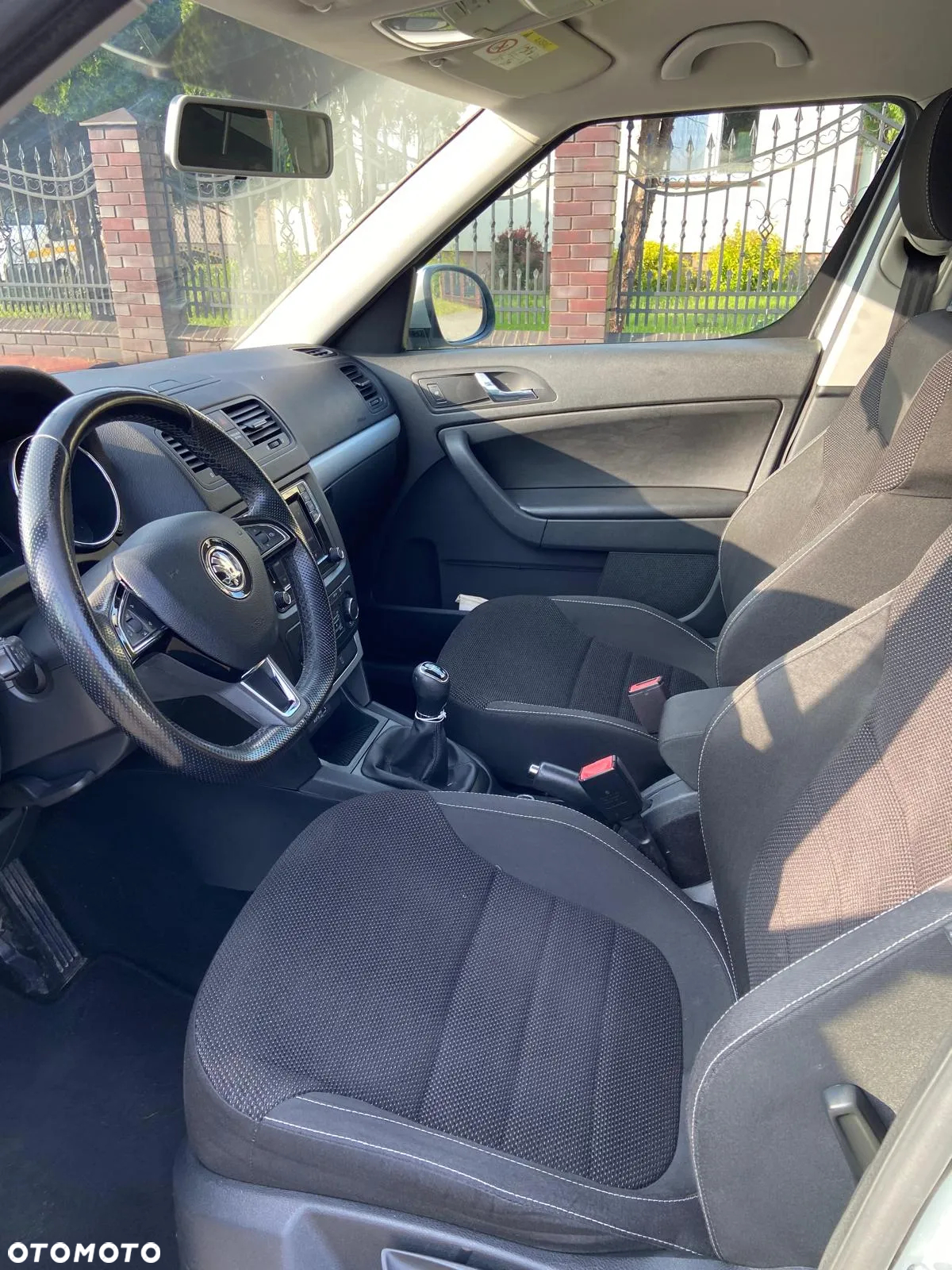 Skoda Yeti 2.0 TDI SCR 4x2 Active - 9