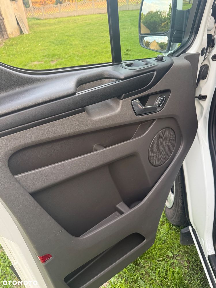 Ford Transit Custom - 26