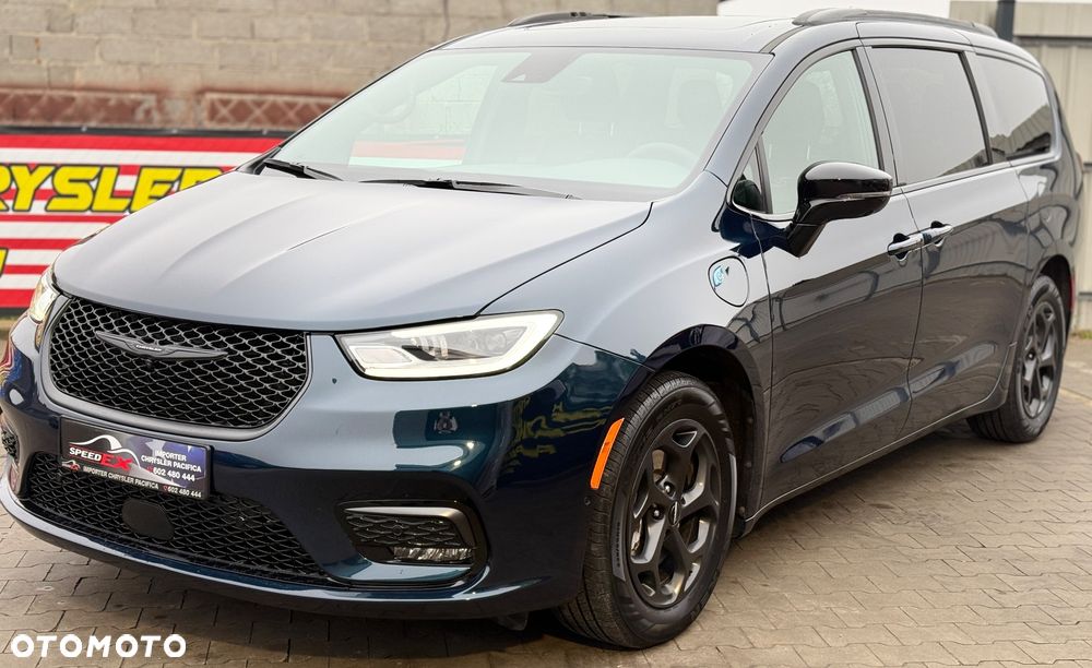 Chrysler Pacifica - 7