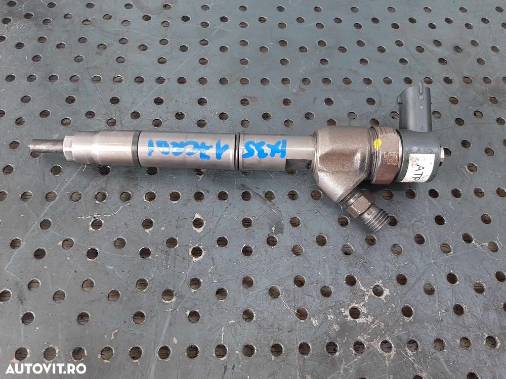 injector 1.7 crdi d4fd hyundai ix35  tucson i40 kia sportage  0445110411  33800-2a800 - 3