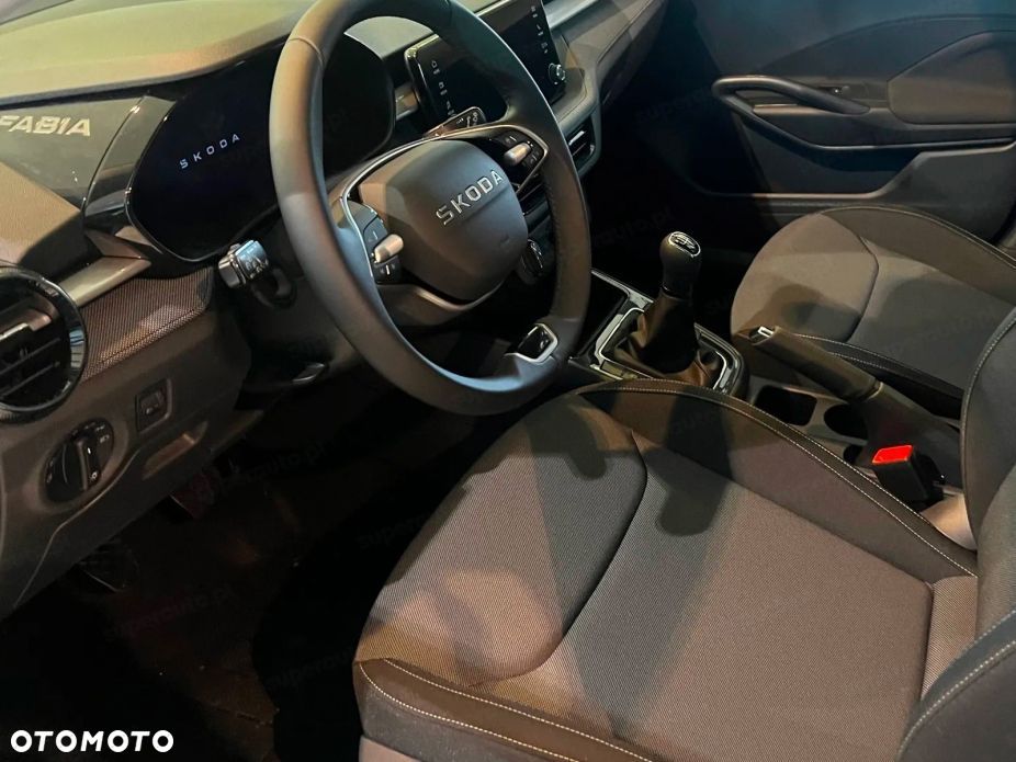 Skoda Fabia 1.0 TSI Drive - 4