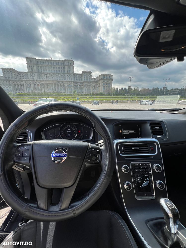 Volvo S60 D4 VEA Start-Stop Momentum - 33