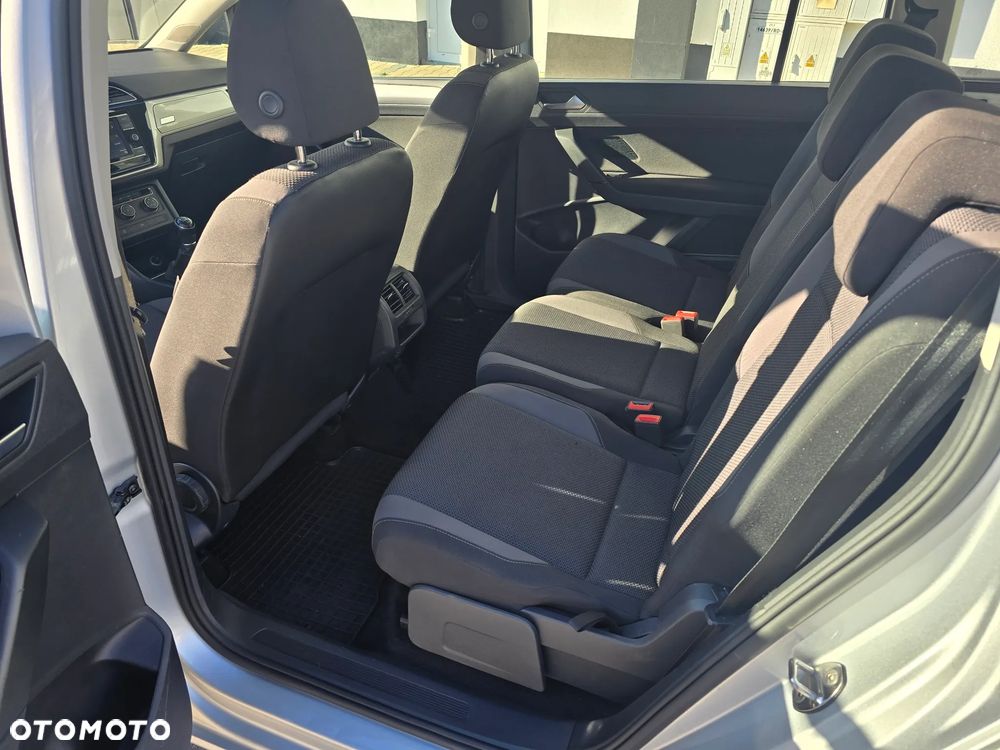 Volkswagen Touran 1.6 TDI BMT SCR Comfortline - 12