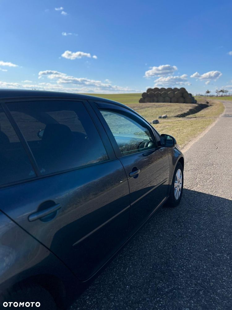 Volkswagen Golf - 11