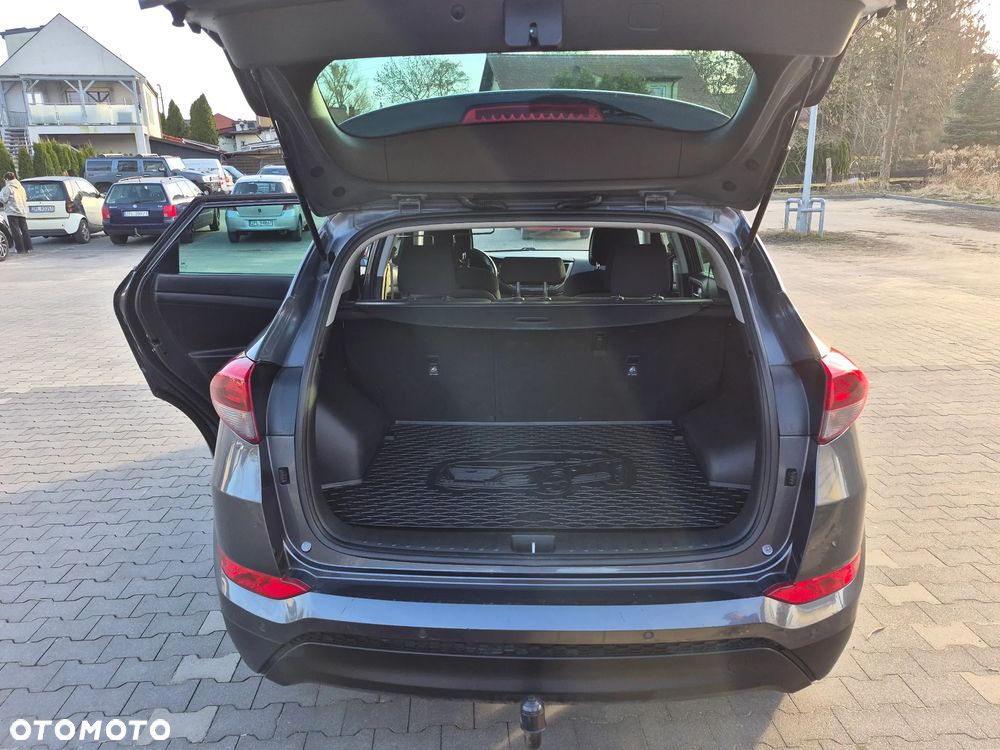 Hyundai Tucson 1.7 CRDI BlueDrive Comfort 2WD DCT - 12