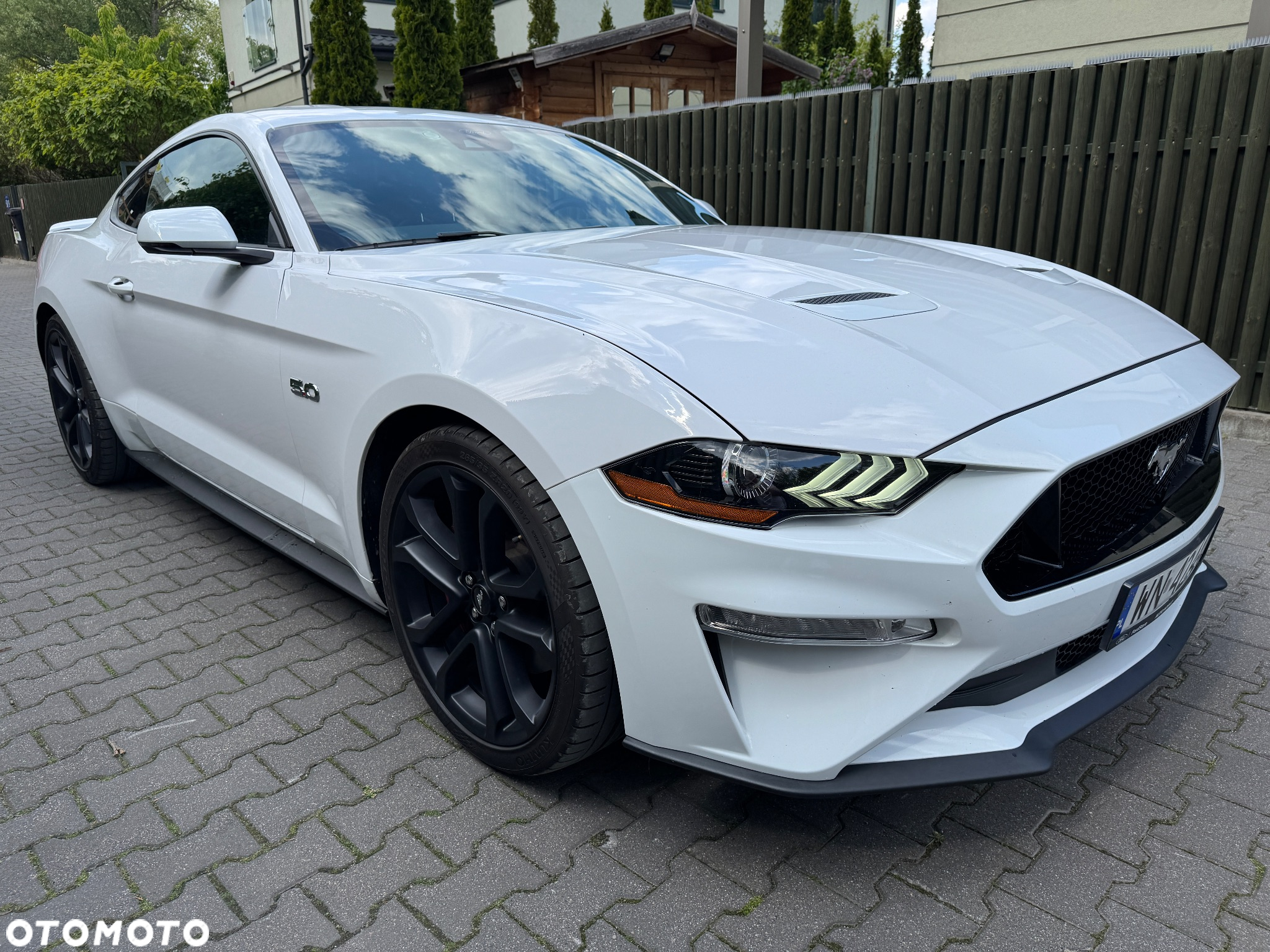 Ford Mustang 5.0 V8 GT - 2