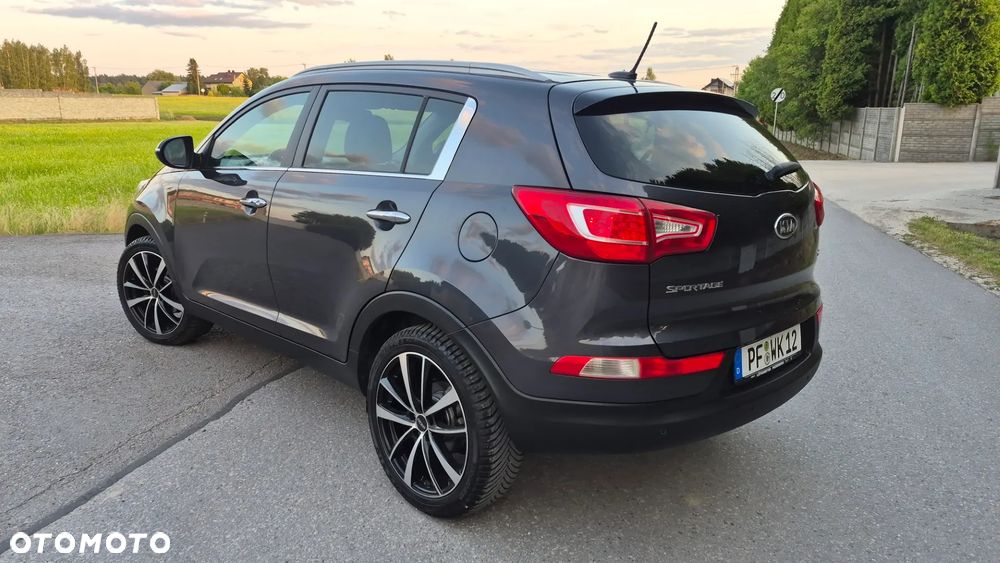 Kia Sportage 2.0 CRDI 2WD Spirit - 12