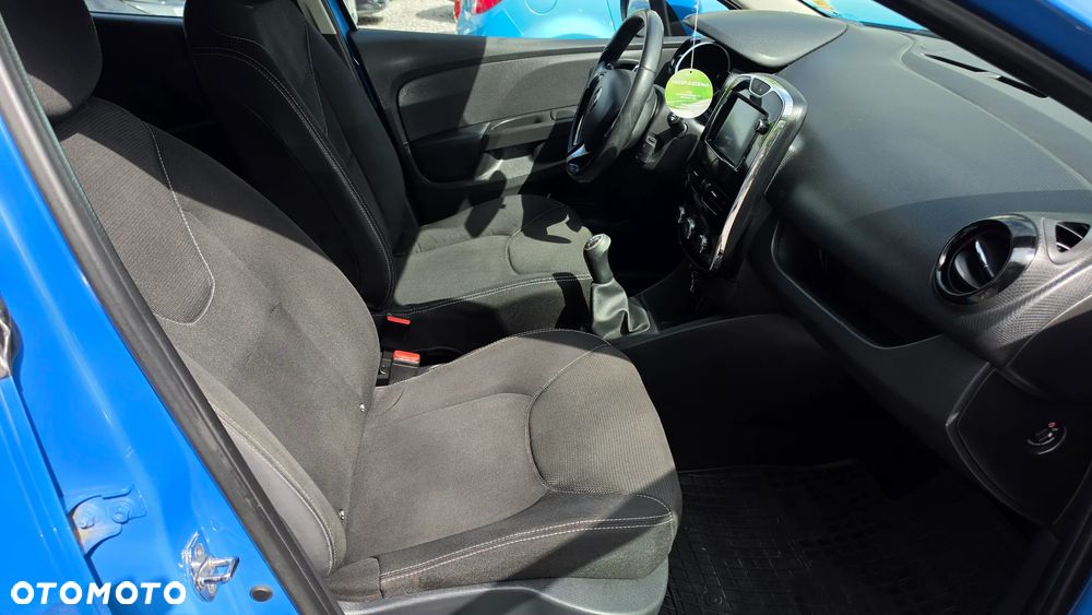 Renault Clio 1.2 16V Limited EU6 - 14