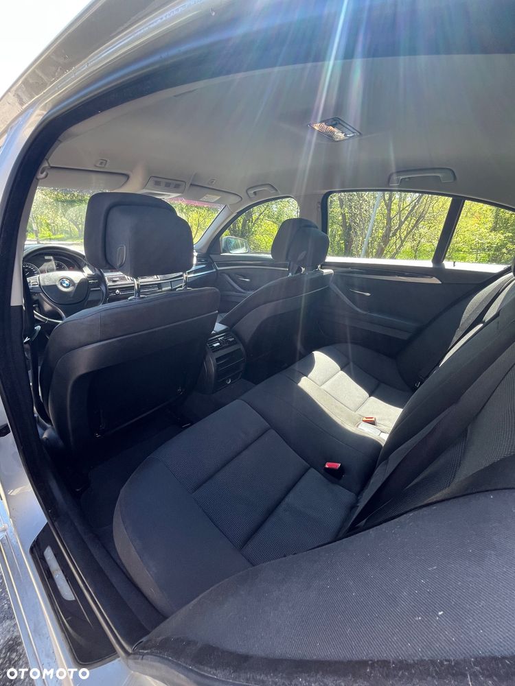 BMW Seria 5 520d - 7