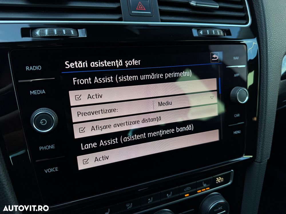 Volkswagen Golf 2.0 TDI DSG Sound - 23