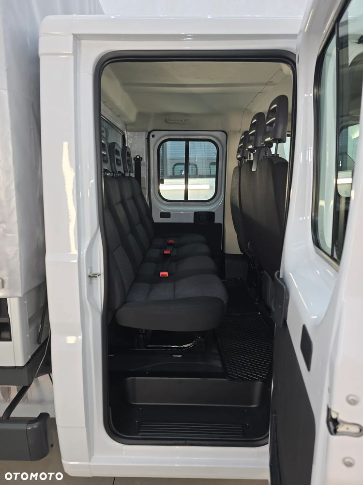Fiat DUCATO 19Tyś km DOKA MAXI 7-OSOBOWY + 855Kg Ładownośc NAJLEPSZY SINIK 2,3 IVECO 140KM SALON PL STAN JAK NOWY NOWY NOWY 19Tyś km SERWIS ASO FIAT DO OSTATNIEGO Km KOŁA16 Cali KLIMA ELEKTRYKA WZMOCNIONE ZAWIESZENIE - 36