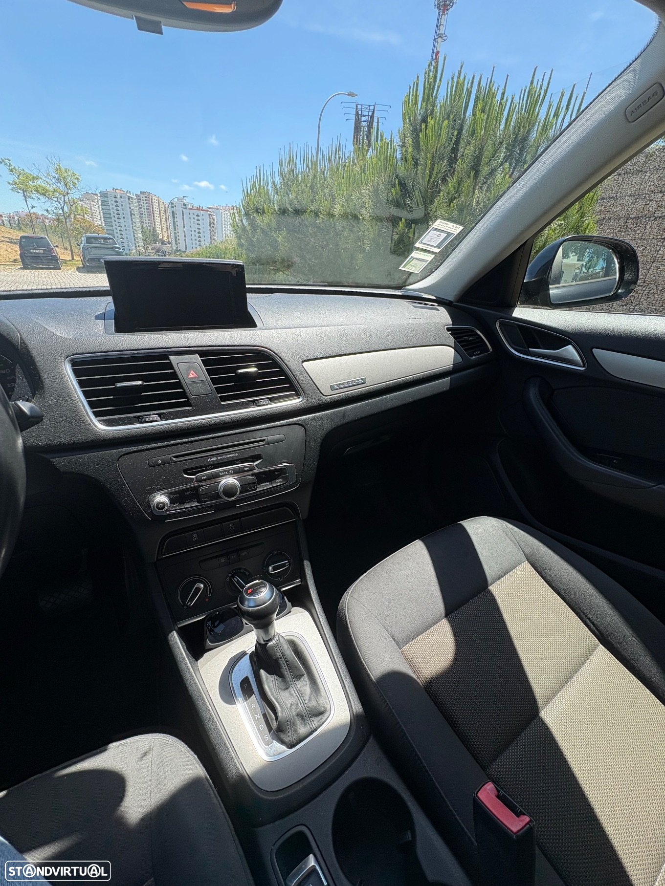 Audi Q3 2.0 TDI quattro Business Line S-tronic - 15