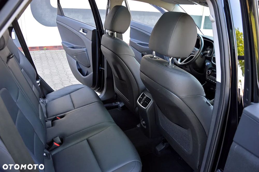 Hyundai Tucson 2.0 CRDI Premium 4WD - 24