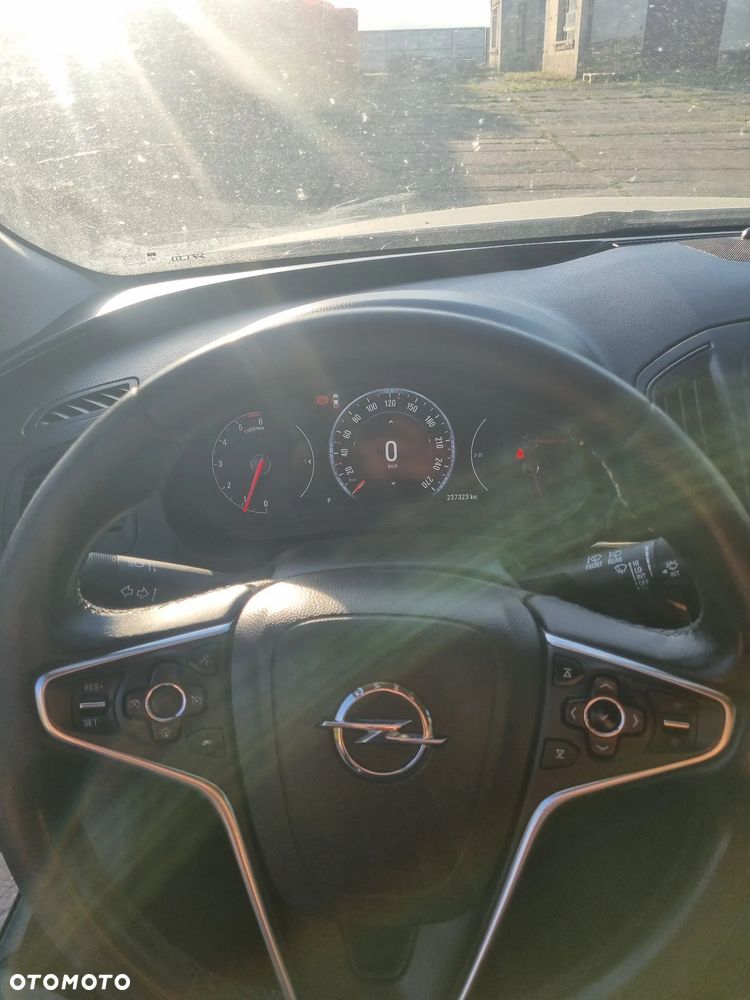 Opel Insignia 2.0 CDTI Executive - 8